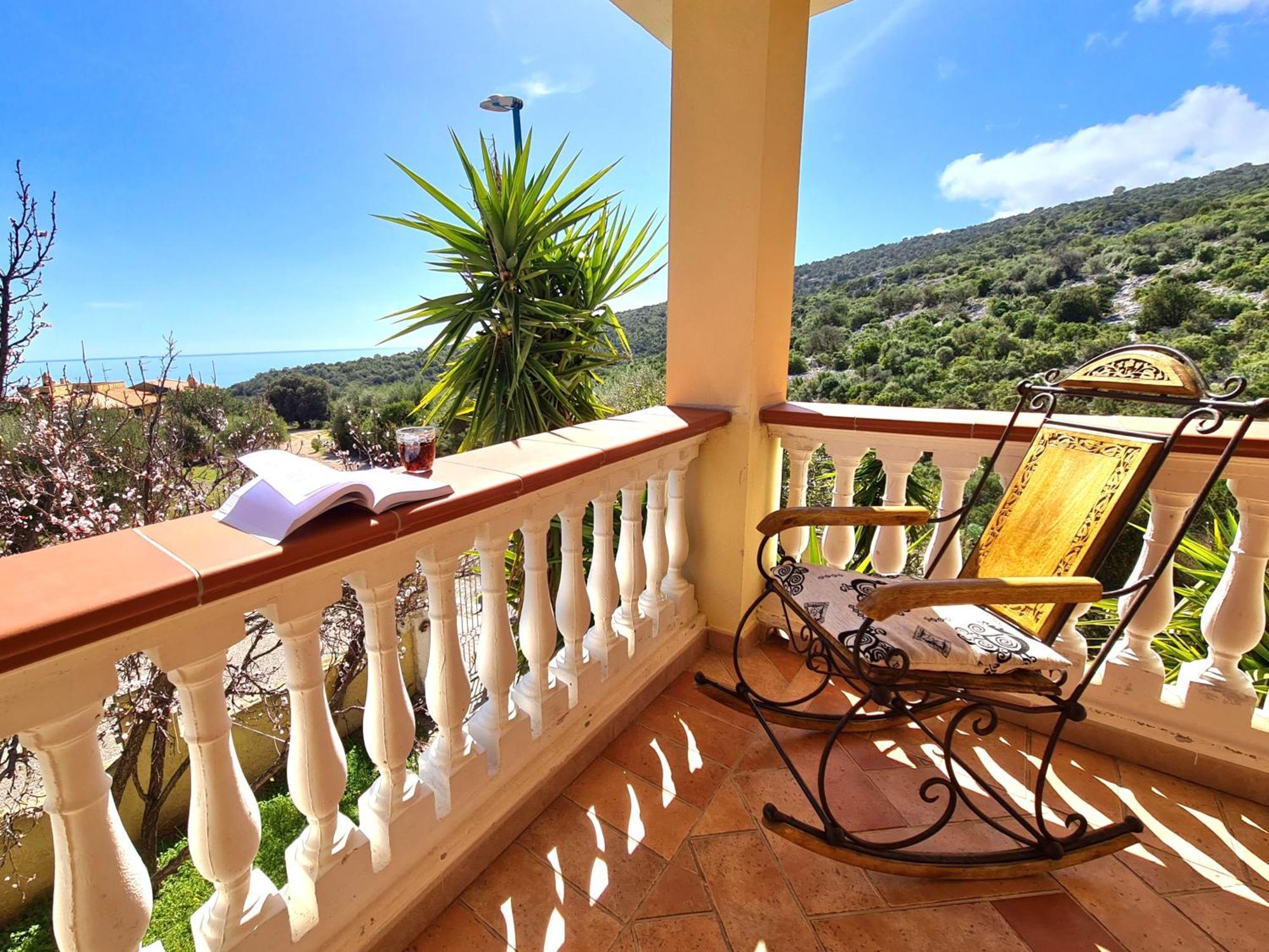 Vista Mare E Montagna Apartment Cala Gonone Exterior photo